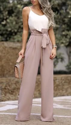 𝓅𝒾𝓃𝓉𝑒𝓇𝑒𝓈𝓉-𝓉𝒾𝓃𝒶 Palazzo Pants Outfit, Outfits Fo, Spring Work, Spring Work Outfits, Chique Outfits, Business Casual Outfits For Women, Summer Work Outfits, Work Dresses, Women Skirts