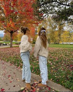 Fall Friends, Aesthetic Fall, Fall Feels, Fall Fits, Fall Pictures