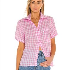 New With Tags, Purchased This Item But Was Too Small On Me :( . Perfect For The Beach, Light Weight. Summer Plaid Top For Beach, Plaid Short Sleeve Beach Top, Bikinis Pink, Pink Picnic, Hot Topic Shirts, Swiftly Tech Short Sleeve, Gingham Top, Layered T Shirt, White Tee Shirts