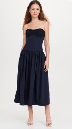 Fast Free Shipping & Free Returns on Moon River Sleeveless Shirred Midi Dress at Shopbop. Shop new arrivals from Moon River at Shopbop.com Wedding Guest Guide, Shopbop Dresses, River Outfit, Guest Attire, Moon River, Navy Midi Dress, Vintage Inspired Design, Midi Dress Sleeveless, China Fashion