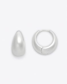 Thick Hoops in Silver Modern Rounded Everyday Earrings, Elegant Rounded Everyday Earrings, Classic White Huggie Earrings For Everyday, The Foggy Dog, Dresses Date Night, How To Dress A Bed, Casual Date Night, Casual Date, Mini Dress Casual