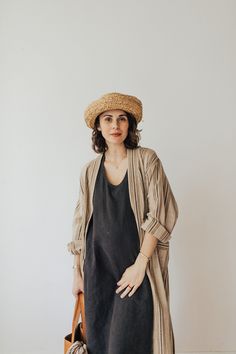 Handcrafted by local artisans, our Turkish textiles are ethically and sustainably made in small batches with pride and designed to only get better with age. Multifunctional and quick-drying, it can easily be packed into a summer bag to be taken to the beach, worn as a duster coat over jeans, or a cover-up over lingerie or after a bath. Great to throw on in the morning while enjoying your cup of coffee and whipping up breakfast. With its gorgeous subtle 'mid-century' coffee and charcoal coloring, Turkish Textiles, Hand Woven Blanket, Istanbul Turkey, Turkish Towels, Get Better, Towel Set, Outfit Inspirationen, Neutral Colors, Linen Blend