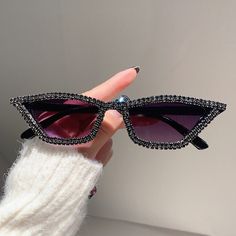 KAMMPT Vintage Cat Eye Sunglasses Woman Fashion Decor Party Sun Glasses with Rhinestones Stylish Bunny Glasses, Cat Eye Sunglasses Vintage, Diamond Cat, Goggles Glasses, Rhinestone Sunglasses, Cat Eye Sunglasses Women, Party Sunglasses, Cycling Sunglasses, Sunglasses Women Fashion