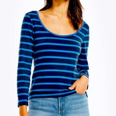 A Two-In-One Style, This Striped Top Has All Your Off-Duty Looks Covered. Made Of Soft, Stretch-Cotton, It Reverses Back To Front And Features A Low, Open Back. 95% Cotton, 5% Elastane. Classic Fit. Crewneck. Three-Quarter Sleeves. Open Back. Blue Nautical Cotton Tops, Off Duty, Three Quarter Sleeves, Three Quarter, Stretch Cotton, Open Back, Long Sleeve Tees, Color Blue, Tops & Tees