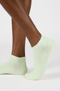 Mint green classic ankle socks Sporty Stretch Socks For Summer, Casual Solid Ankle-high Socks, Green Mid-calf Casual Socks, Casual Green Mid-calf Socks, Casual Mid-calf Green Socks, Trendy Green Cotton Socks, Green Summer Socks, Comfortable No-show Socks For Spring, Comfortable No-show Spring Socks