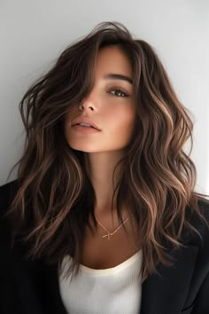 26 Low Maintenance Brunette Balayage Ideas Rooted Brunette Balayage, Balayage To Brunette, Fall Balyage Long Hair Brunettes, Loose Hair Hairstyles, Effortless Brunette, Hair Color Ideas For Brunettes For Fall, Natural Balayage Brunette, Light Brown Balayage Hair, Low Maintenance Brunette Balayage Hair