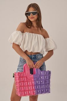 This oversized beach bag has an eye-catching look with vibrant colors. It is easy to carry thanks to its foldable, water and sand proof structure. The bubble design keeps your belongings safe. Thanks to its lightweight and durable structure, it is an ideal choice for summer beach or daily use. It will attract attention with its convenient size and stylish appearance. It is the perfect accessory for your summer vacation. With the mini pump coming out of the bag, you can use it by inflating the ba Bubble Design, Beach Bags, Purple Bags, Beach Bag, Summer Vacation, Summer Beach, Coming Out, Pumps, Tote Bag