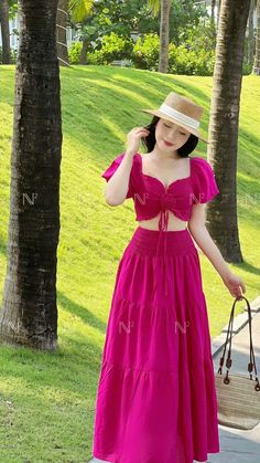 Twin Outfit, Burmese Clothing, Self Pictures, Casual Frocks, Twin Outfits, Pretty Dress, One Piece Dress, Burmese, Trendy Dresses