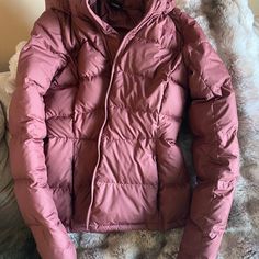 The North Face Women’s Down Jacket. Barely Worn. Size Xs. Color Is A Dark Pink/Purple. Coats North Face, North Face Coat, Snow Jacket, Face Down, The North Face Jackets, North Face Jackets, North Face Women, North Face Jacket, Dark Pink