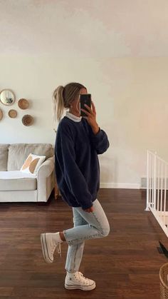 Surfergirl Style, Winter Mode Outfits, Converse Outfits, Looks Pinterest, Pastel Outfit, Cold Outfits, Mode Boho, Outfits With Converse, School Looks