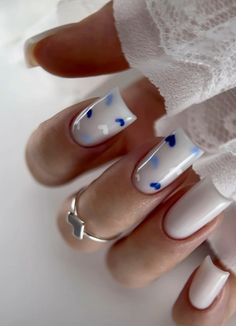 Minimalist Nails White, Nails Minimalist Design, Makeup Nails Designs, Baby Blue Nails, Blue Nail Art, Acrylic Toe Nails, Casual Nails, Oval Nails, Heart Nails