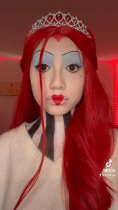 QUEEN OF HEARTS ♥️ [Video] Queen of hearts makeup, Queen of hearts Queen Of Heart Hairstyle, Queen Of Hearts Hair Tutorial, Queen Of Hearts Accessories Diy, Queen Of Hearts Collar Diy, Queen Of Hearts Costume Alice In Wonderland, The Red Queen Costume, Queen Of Hearts Makeup Tutorial