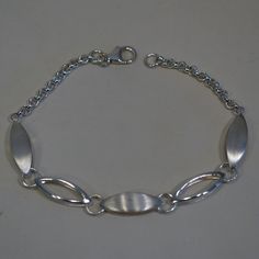 Nwt Sterling Silver (.925) 6mm Wide Fancy Link Reversible Bracelet With A Crab Claw Clasp. One Side Polished & Matte Finish And The Other Side All Polished. Available In 7 And 7 1/2 Inch Lengths. Elegant Sterling Silver Bracelet With Extender, Formal Silver Oval Link Charm Bracelet, Silver Oval Bracelets With Lobster Clasp, Elegant Sterling Silver Bracelet For Jewelry Making, Elegant Nickel-free Sterling Silver Bracelet For Jewelry Making, Elegant Silver Oval Link Charm Bracelet, Elegant Nickel-free Oval Bracelets, Elegant Oval Nickel-free Bracelets, Elegant Oval Nickel-free Bracelet