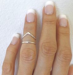 Sterling silver knuckle ring ∙ Stacking rings ∙ Midi rings ∙ Mid finger ring ∙ knuckle ring set ∙ Silver rings For people with misaligned fingers or joints, wearing a lateral deviation ring is advantageous. It offers assistance, aids in deviation correction, and encourages perfect alignment, so easing discomfort and enhancing general hand function and dexterity. A splint ring is a medical accessory made to support and stabilise fingers or joints that have been hurt or have become weak. It is a crucial tool for injury recovery and rehabilitation since it aids in immobilisation, fosters healing, and provides comfort. 🖤 Product Details: Handmade Item Material: 925 Sterling Silver Size: All sizes available. And can be Personalized  Style: Boho  We crafted these ring in pure Silver, and This S Simple Metal Open Ring Jewelry, Trendy Simple Ring Jewelry, Trendy Simple Design Ring Jewelry, Trendy Everyday Rings For Summer, Silver Jewelry For Everyday Summer Wear, Trendy Sterling Silver Toe Ring, Minimalist Metal Toe Ring, Trendy Nickel-free Sterling Silver Rings, Trendy Stackable Open Band Rings