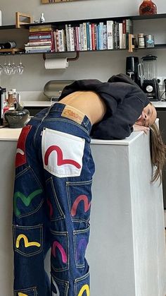 Evisu Jeans Outfit Women, Custom Streetwear Clothing, Reworked Clothes, Evisu Jeans, Diy Vetement, Shoes Outfit Fashion, Diy Clothes Design, Swag Outfits For Girls, Shirt Print Design