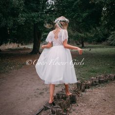 White Bridesmaid Dress, Bohemian Flower Girl Dress, Bohemian Flower Girl, Flower Girl Dress White, Girls Occasion Dresses, Tea Length Tulle, Lace Flower Girl Dress, Robes D'occasion, White Bridesmaid