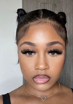 Makeup Blackgirl, Amazon Beauty Finds, Birthday Makeup Looks, Soft Makeup Looks, Amazon Beauty, Makeup For Black Skin, Brown Skin Makeup, Beauty Finds, Icing On The Cake