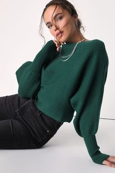 Keep your wardrobe stylish yet comfortable this winter season with a closet essential like the Lulus Classically Cozy Dark Green Ribbed Dolman Sleeve Cropped Sweater! This chic sweater is composed of stretchy midweight ribbed knit that shapes a pullover design and a boat neckline. Trendy dolman sleeves (with long fitted cuffs) frame the relaxed bodice that falls to a cute cropped hem. Green Longsleeves Outfit, Dark Green Top Outfit, Longsleeves Outfit, Green Top Outfit, Emerald Sweater, Beige Turtleneck, Green Oversized Sweater, Dark Green Sweater, Chic Sweater