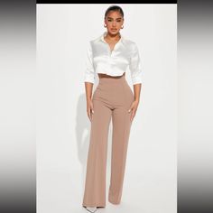 Fashion Nova Brand. Brand New! Never Used Before. Selling Because Order Multiple Sizes. Fit Properly Just As The Picture. Really Good Quality. Xs Fitted On Me 100 Pounds And My Sister 155 Pounds. Hijab Fashion Pants, Fashion Nova Office Wear, Gender Neutral Professional Attire, Wide Leg Khaki Pants Outfit Work, Black Business Casual Outfits For Women, Work Outfits Black Women Professional, Pantsuits For Women Business, Baddie Office Outfits, Trendy Work Outfits