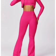 B|FIT TRACK Flare Leggings - Hot Pink Pink Sets, Gym Jacket, Yoga Suit, Gym Outfits, Yoga Set, Klein Blue, Woman Standing, Trendy Fashion Women, Womens Activewear