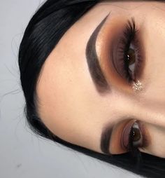 Sultry Makeup, Eye Makeup Images, Beginners Eye Makeup, Glossy Makeup, Fall Makeup Looks, Eye Makeup Pictures, Matte Makeup