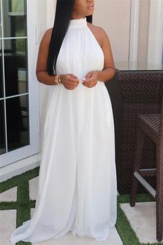 All White Party Outfits Black Women Plus Size, Denim And White Outfits Party, White And Gold Outfits Parties, All White Party Outfits Plus Size, White Theme Party Outfit, Plus Size White Outfit, All White Party Outfits, White Party Outfit