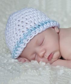 Sleeping infant wearing a white knit beanie hat Crochet Baby Cap, Crochet Baby Jacket, Kids Crochet Pattern, Crochet Winter Hats, Personalized Baby Shower Gifts, Cap Patterns, Crochet Cap, Haken Baby, Crochet Winter