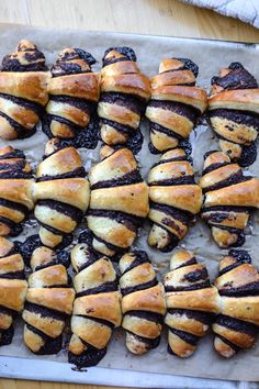 there are many pastries that are on the baking sheet and ready to be eaten