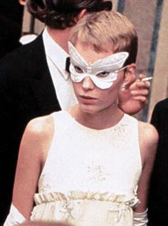 Masked Mia Farrow at Truman Capote's Black and White Ball, 1966. Film Moodboard, Katharine Ross, Lee Radziwill, Mia Farrow, Truman Capote, Masked Ball, Mia 3, Masquerade Party, Masquerade Ball