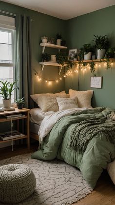 Trendy Dorm Room Decorating Ideas Sage Green Dorm Room Ideas, Sage Green Dorm Room, Green Dorm Room Ideas, Small Boho Bedroom, Calm Room Ideas, Green Dorm Room, Trendy Dorm Room, Dorm Room Decorating Ideas, Boho Bedroom Decor Ideas