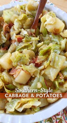 A simple homestyle recipe for tender potatoes smothered in fried cabbage and onions cooked with bacon. Southern Cabbage, Cooked Cabbage Recipes, Boiled Cabbage, Cabbage And Potatoes, Cabbage And Sausage, Southern Recipes Soul Food, Cabbage Recipe