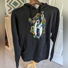 Nwot Harry Styles 2022 Concert Tour Hoodie Size Small 80% Cotton 20% Polyester In Perfect Unused Condition From His Harry's House Tour. Purchased For A Friend Who Didn't Want It! Never Worn...Only Admired! Harry Styles 2022, Lululemon Sweatshirt, Mickey Sweatshirt, Embellished Shorts, Harry's House, Want To Be Loved, Yellow Hoodie, Sweatshirt Short Sleeve, Room Stuff