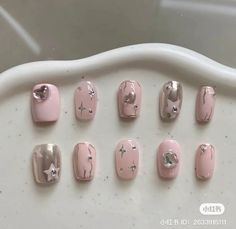 Cute Asian Nails, Nails Chinese, Asian Nails, Glittery Nails, Silver Nail, Pearl Nails, Kawaii Nails