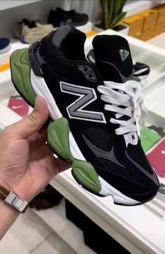 New Balance9060, Skater Sneakers, Shoes Air Force, Adidas Shoes Yeezy, Shoes Fila, Minimalist Sneakers, Shoes Yeezy, Shoes Reebok