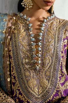 #pakistanifashion #pakistaniweddings #pakistanioutfits #pakistaniclothing #pakistanipartyweardress #pakistaniweddings #pakistanibridalwear #nikkah Pakistani Wedding Clothes, Neckline Embroidery Designs, Cutwork Designs, Embroidered Lavender, Neckline Embroidery, Side Border, Side Borders, Silk Design