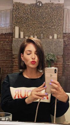 Italian Bob, Elevate Your Look, Bob Hairstyle, Beauty Nails, Bob Hairstyles, Hair Tutorial, Hair Inspiration, Unique Style, Hair Makeup