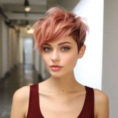 Strawberry Blonde Pixie Haircut, Cool Strawberry Blonde Hair, Short Red Hair Pixie, Pixie Cut Color Ideas, Short Hair Colour, Hair Color Pixie Cut, Pixie Hair Color, Short Hair Dos, Trends In 2023