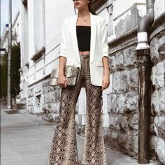 Zara Snake Print Wide Leg Pants *Blogger Fav* Flare Style Beige Pants For Night Out In Spring, Trendy Beige Pants For Night Out, Beige Bottoms For Night Out In Fall, Zara Wide Leg Pants For Going Out, Zara Casual Pants For Going Out, Chic Zara Wide Leg Pants For Fall, Zara Bottoms For Going Out In Spring, Zara Pants For Going Out In Spring, Zara Bottoms For Spring Going Out