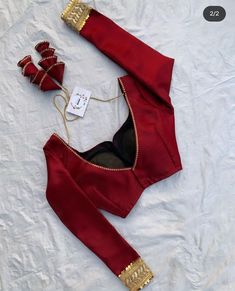 Blouse And Pants Outfit Wedding, Bridal Blouse Ideas, Matka Blouse Back Design, Velvet Blouse Back Design, Red Velvet Blouse Designs, Blouse Design For Bride, Lace Work Blouse Designs, Blouse Designs Red, Pleated Blouse Designs