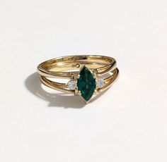 It Is an Art Piece Flip Ring with Clear Quarts and Emerald Crystals in a diamond shape The ring was manufactured by Prime Art and Jewel, Inc.  It is in great vintage condition. Size 7 3/4 It will arrive in a gift box! Clean Smoke and pet-free home studio. Please feel free to look at the other items I hope and believe you will find something else that will like and interest you. My Store https://www.etsy.com/shop/Jelifem Flip Ring, Reversible Ring, Art And, Clear Crystals, Ring Diamond, Multi Stone Ring, Multi Stone, Diamond Shape, Diamond Cut