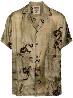 light brown, multicolour satin weave dragon print camp collar short sleeves two front button-fastening pockets straight hem front button fastening Shirts With Open Backs, Dragon Print Clothes, Medieval Shirt, Fashion Calendar, Japanese Shirt, Dragon Print, Mens Shirt, Vintage Streetwear, Print Shirt