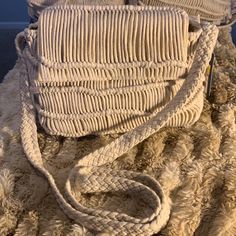 Nwt Universal Threads Macrame Purse Casual Cream Crochet Bag With Macrame, Casual Cream Macrame Shoulder Bag, Beige Crochet Macrame Bag For Spring, Macrame Purse, Universal Thread, Shoulder Bags, Macrame, Thread, Bag Lady