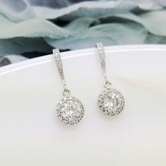 Weddings SILVER Elegant Round Cubic Zirconia Earrings and Bracelet set, Bride,Bridesmaid Jewelry Set Teardrop Silver Earrings, Bridesmaid Bracelet Gift, Bridesmaid Jewelry Set, Bridesmaid Gifts Earrings, Bracelet Set Silver, Round Halo, Bracelet Metal, Earrings Bridesmaid, Bridesmaid Jewelry Sets