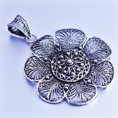 antique sterling 925 silver filigree flower pendant charm, stamped 925 Vintage Silver Filigree Jewelry, Ornate Antique Silver Sterling Jewelry, Victorian Sterling Silver Filigree Jewelry, Antique Filigree Silver Jewelry, Ornate Antique Silver Sterling Silver Jewelry, Bohemian Engraved Flower Pendant Jewelry, Antique Engraved Flower Jewelry, Antique Flower Engraved Jewelry, Silver Flower-shaped Engraved Jewelry