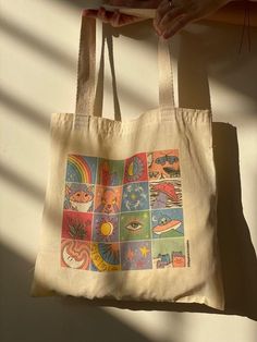 Hand Painted Tote Bags Art, Ecobag Design Ideas, Diy Bag Painting, Hippie Tote Bag, Handpainted Tote, Boho Tote Bag, Eco Bags