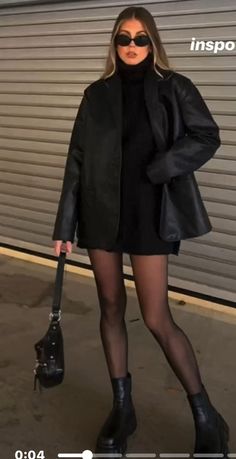 Blazer Going Out Outfit, All Black Going Out Outfit, Black Going Out Outfit, Black Leather Blazer Outfit, Black Dress Winter, Women Leather Jacket, Going Out Outfit, Fall Outerwear, Collection Ideas