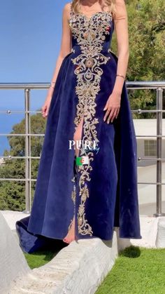 Algeria Clothes, Fashion Dresses Formal, 2022 Fashion, Fashion Dresses Casual, Fashion Hacks Clothes, Dresses Formal, Dresses Long, Fashion Inspo Outfits