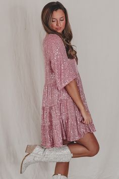 Pink Babydoll Dress, Taylor Swift Tour Outfits, Nashville Outfits, My Queen, Taylor Swift Outfits, Baby Doll Dress, Amazing Lace, Street Style Inspiration, Babydoll Dress