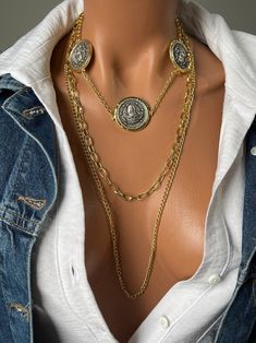 Bohemian Gold Chain Necklace For Festivals, Bohemian Gold Chain Jewelry For Festivals, Gold Jewelry With Metal Decoration, Bohemian Gold Chain Necklace, Bohemian Long Gold Chain Necklace, Bohemian Gold Chain Jewelry, Bohemian Gold Chain Metal Jewelry, Bohemian Gold Medallion Chain Necklace, Bohemian Metal Gold Chain Jewelry