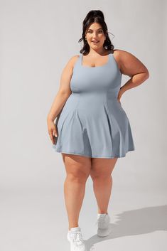 The score may be a tie-breaker but your style game in the Superdress™ always wins. Bonus: it has a slit. We love a leg slit. Workout Dresses, Vacay Outfits, Skin Discoloration, Skin Care Kit, Long Torso, Short Legs, Medium Dress, Olive Color, Cleanser And Toner